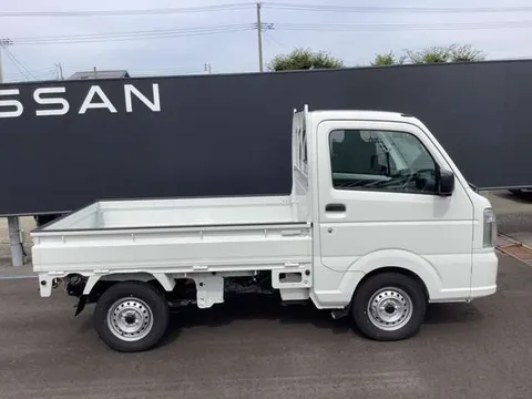Nissan Clipper Truck