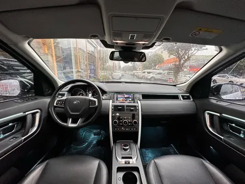 Land Rover Discovery Sport