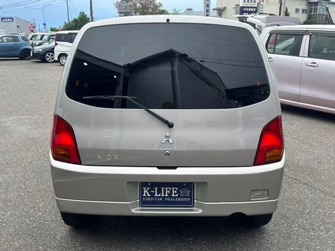 Mitsubishi Minica