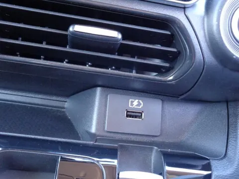 Mitsubishi eK X