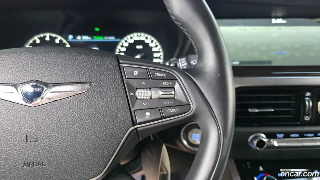 Genesis G90 (EQ900)