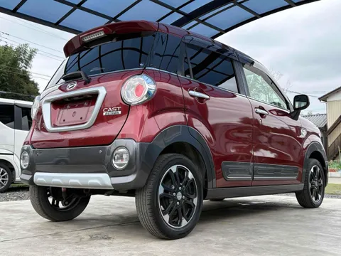 Daihatsu Cast