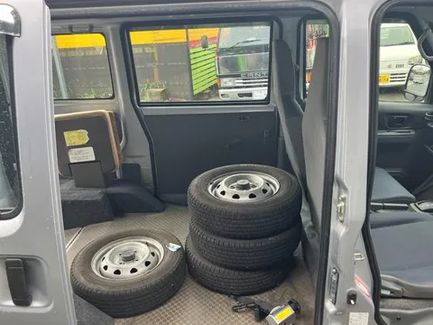 Mitsubishi Minicab Van