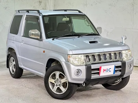 Mitsubishi Pajero Mini