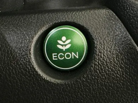 Honda N-BOX Slash