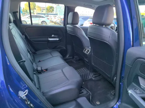 Mercedes-Benz Mercedes-Benz GLB