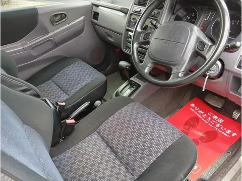 Mitsubishi Pajero Mini
