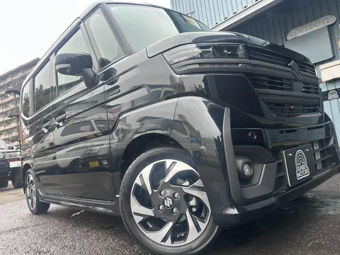 Suzuki Spacia Custom