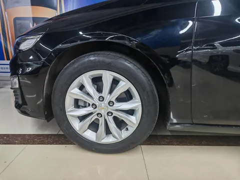 Chevrolet Malibu XL