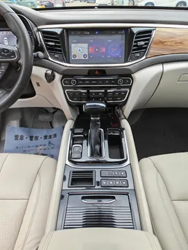 Gac GS8
