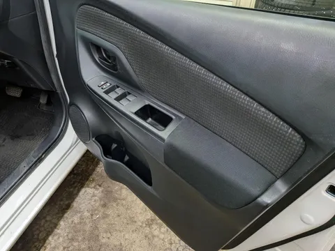 Toyota Yaris (Vitz)