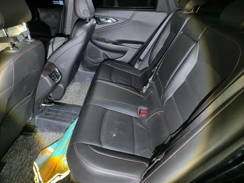 Chevrolet Malibu XL