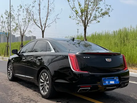 Cadillac XTS