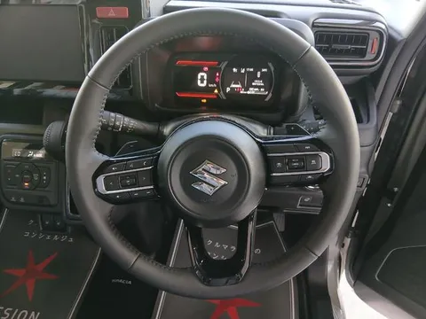 Suzuki Spacia Gear