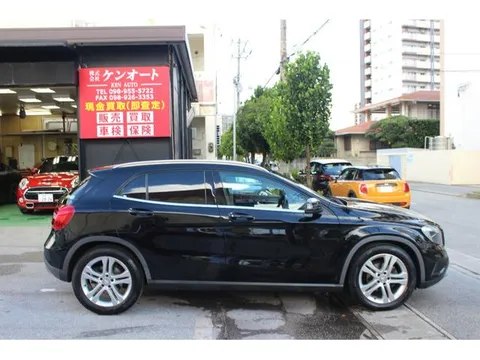 Mercedes-Benz GLA-Class
