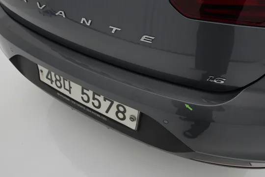 Hyundai Elantra (Avante)