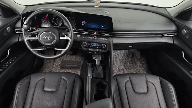 Hyundai Elantra (Avante)