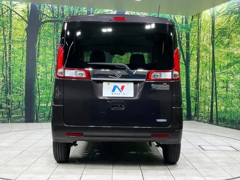 Suzuki Spacia