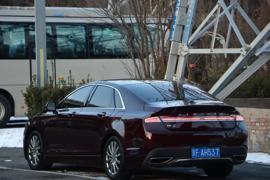 Lincoln MKZ