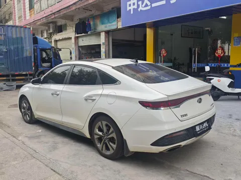 Hyundai Festa