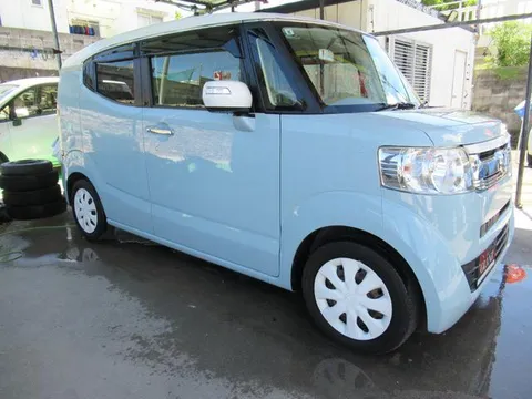 Honda N-BOX Slash