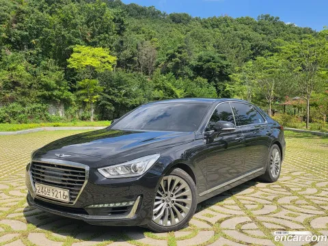 Genesis G90 (EQ900)