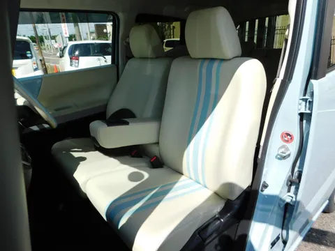Honda N-BOX Slash