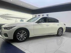 Infiniti Q50L