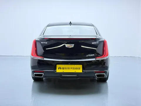 Cadillac XTS