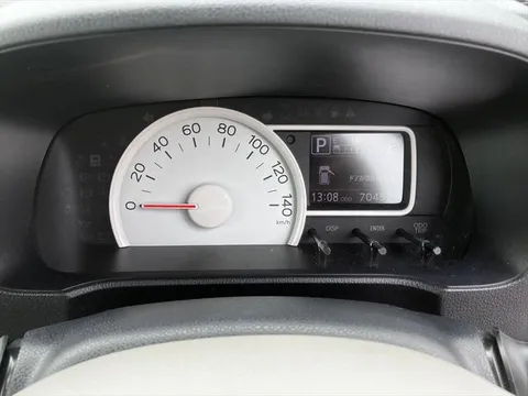 Daihatsu Mira Tocot
