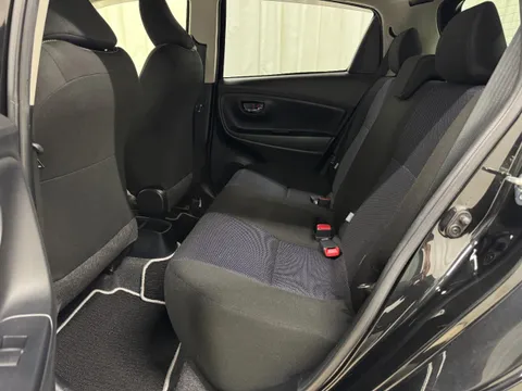 Toyota Yaris (Vitz)