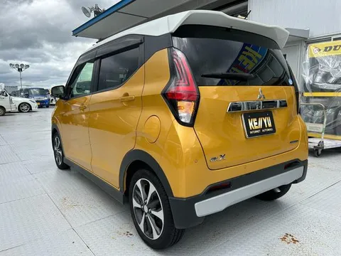 Mitsubishi eK X