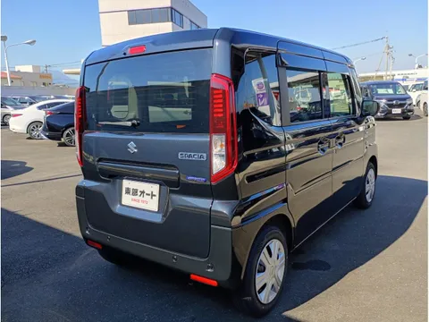 Suzuki Spacia