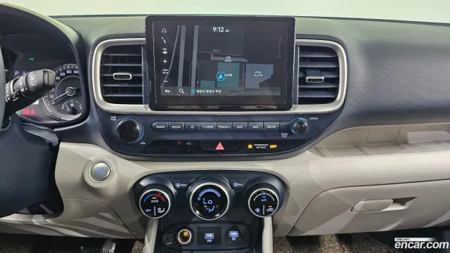 Hyundai Venue