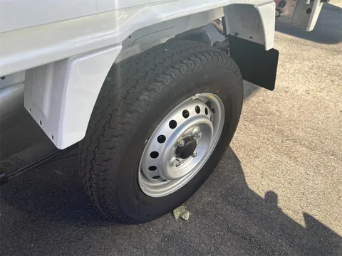Nissan Clipper Truck