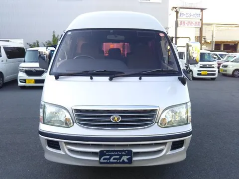 Toyota HiAce Wagon