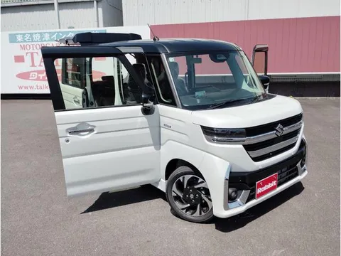 Suzuki Spacia Custom