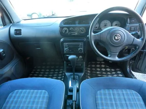 Daihatsu Mira Gino