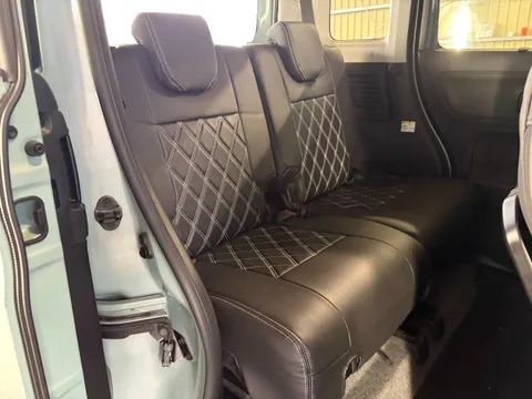 Suzuki Spacia Gear