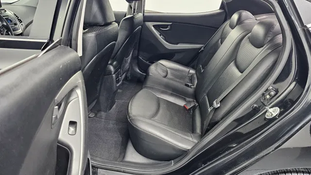 Hyundai Elantra (Avante)