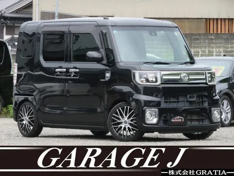 Toyota Pixis Mega