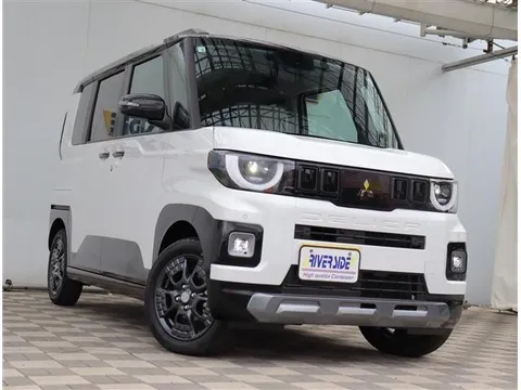 Mitsubishi Delica Mini