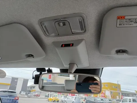 Daihatsu Mira Tocot