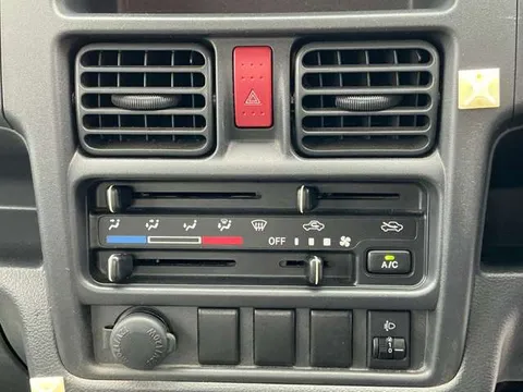 Nissan Clipper Truck