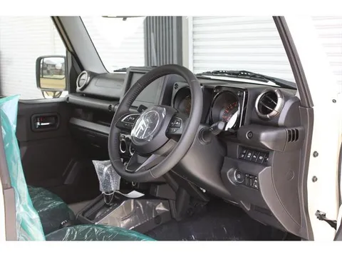 Suzuki Jimny Nomade
