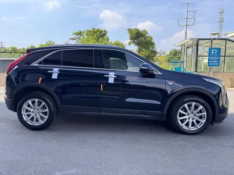 Cadillac XT4