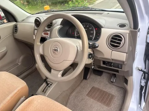 Nissan Pino