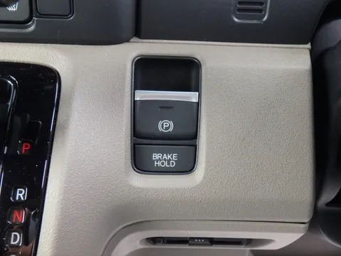 Honda N-BOX Joy
