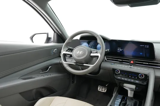 Hyundai Elantra (Avante)