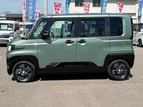 Mitsubishi Delica Mini